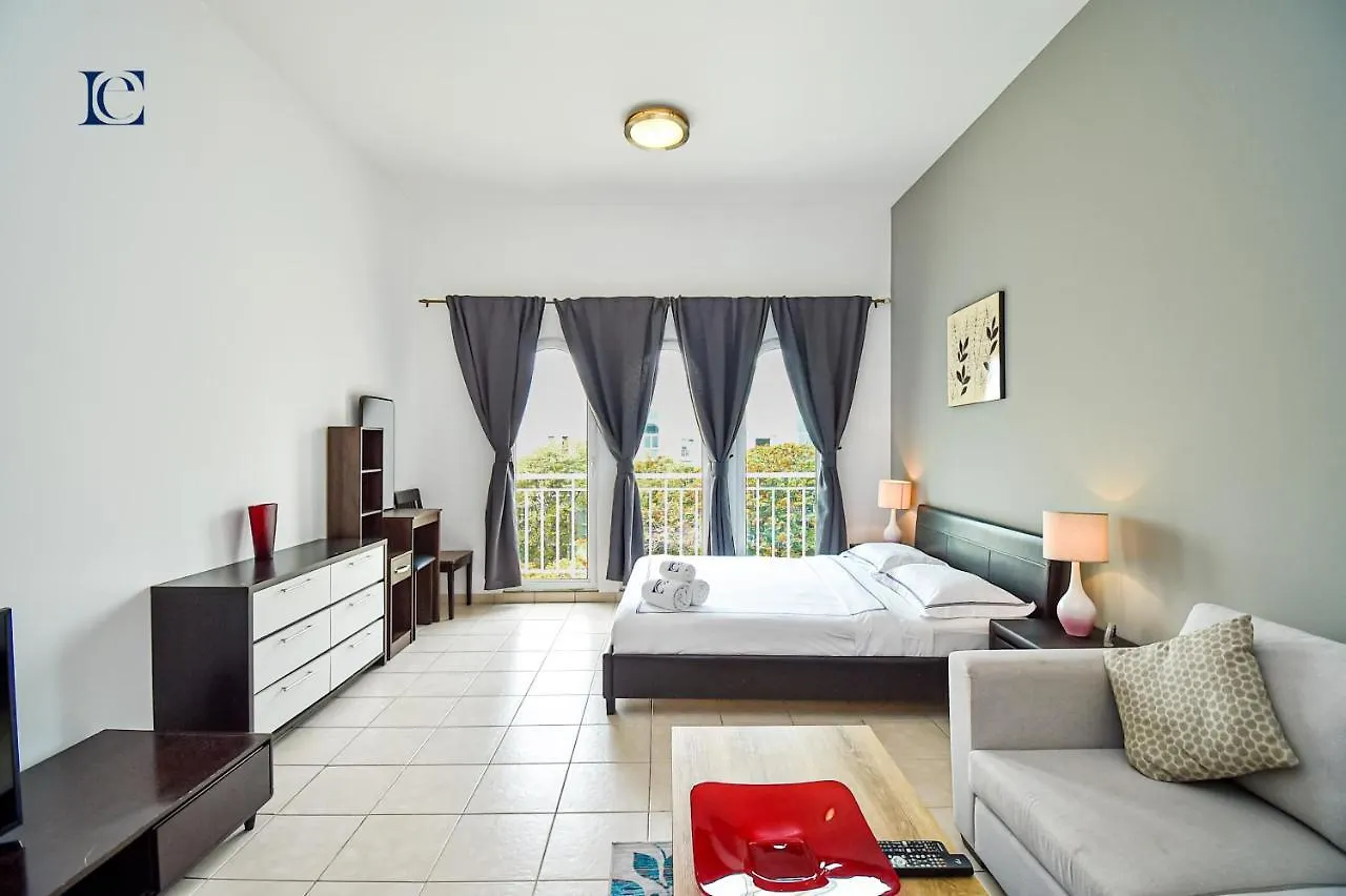 Luxury Escapes - Tranquil Studio Near Furjan Metro - Relaxing Holiday Retreat Dubai Apartment