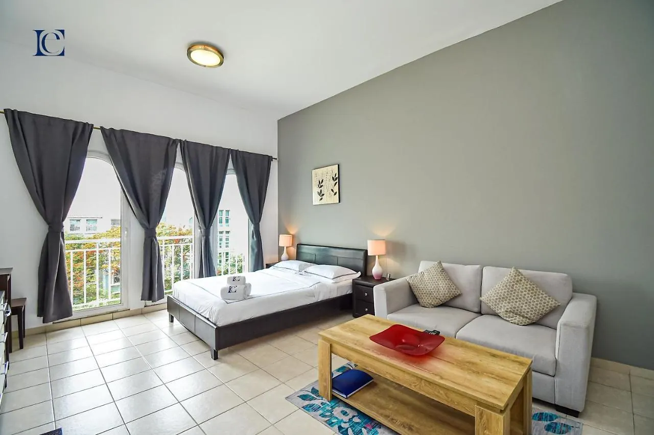 Apartment Luxury Escapes - Tranquil Studio Near Furjan Metro - Relaxing Holiday Retreat Dubai