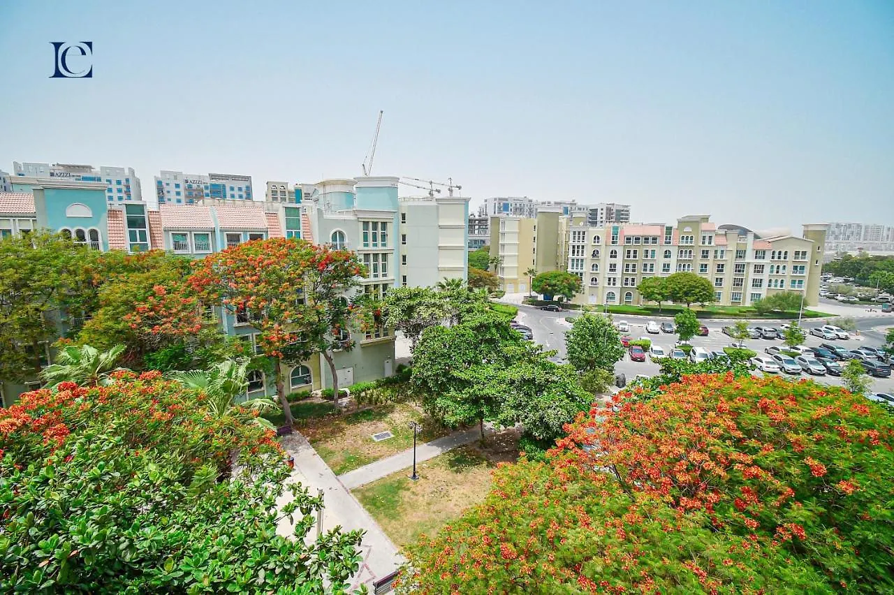 Apartment Luxury Escapes - Tranquil Studio Near Furjan Metro - Relaxing Holiday Retreat Dubai
